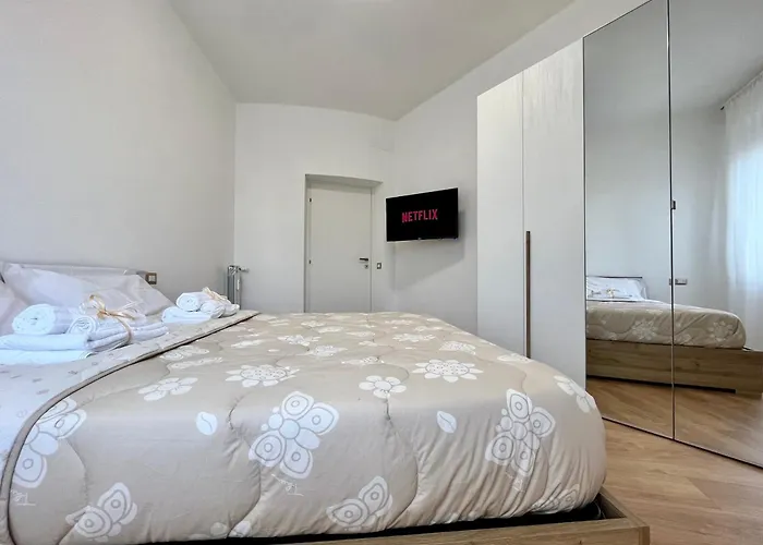 Appartamento Pyramidhouse - 100mq With View - 2km From The Colosseum Roma